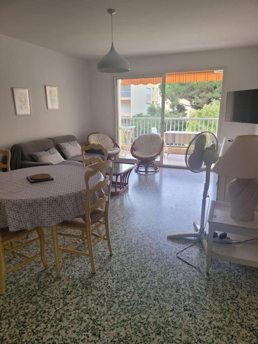Residence Les Cyclades Le Lavandou Exterior foto